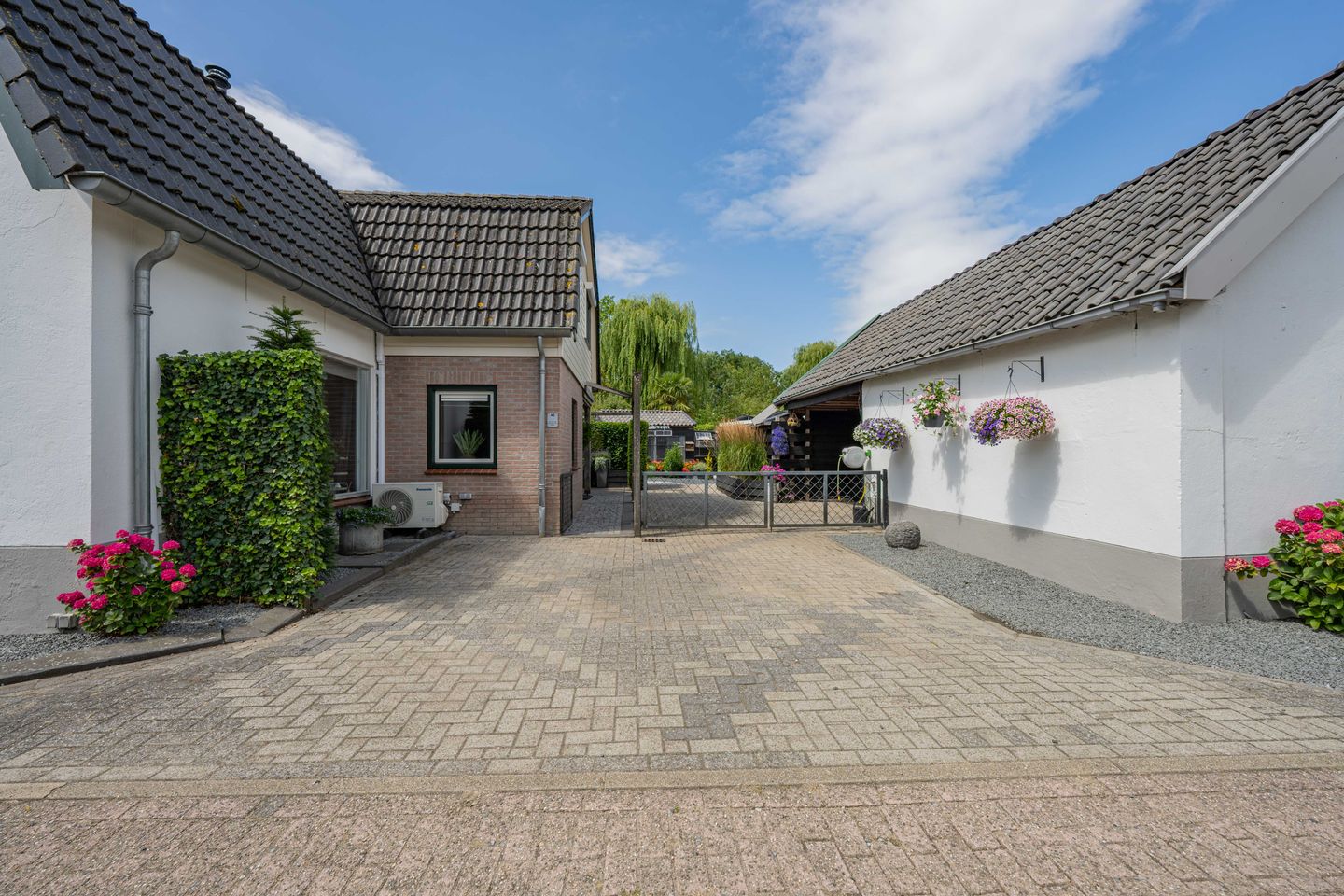 Photo 55 of Buitenweg 43