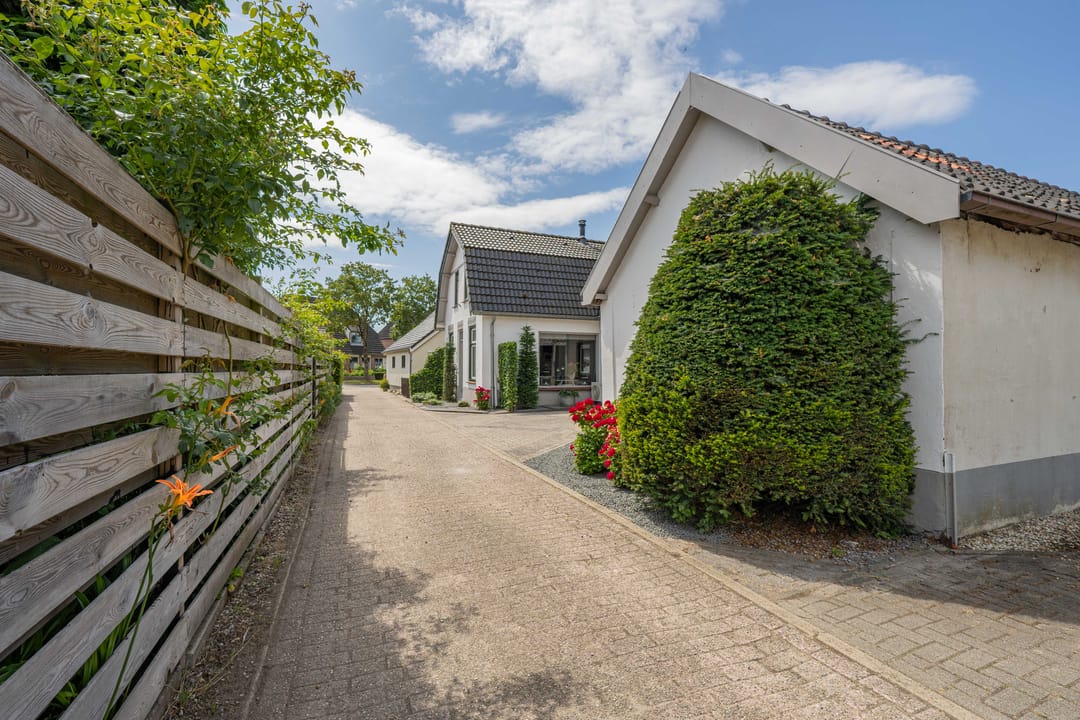 Photo 58 of Buitenweg 43