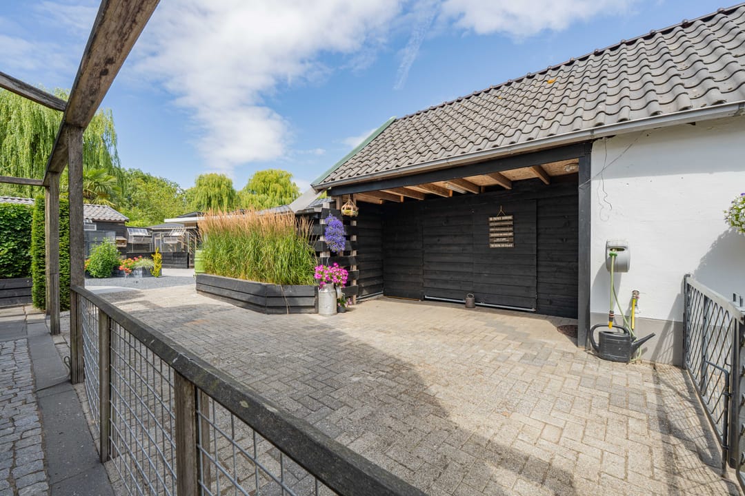 Photo 61 of Buitenweg 43