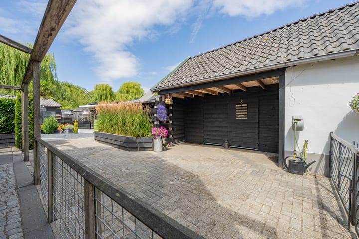 Foto 61 van Buitenweg 43