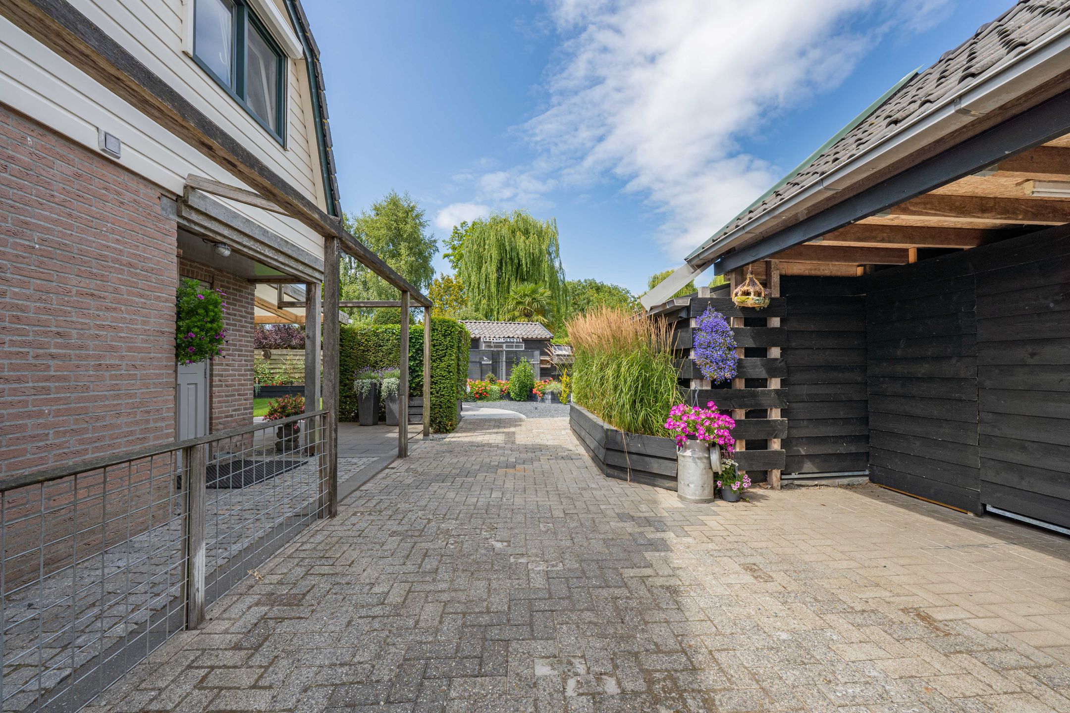 Photo 63 of Buitenweg 43