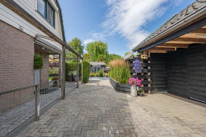 Foto 63 van Buitenweg 43