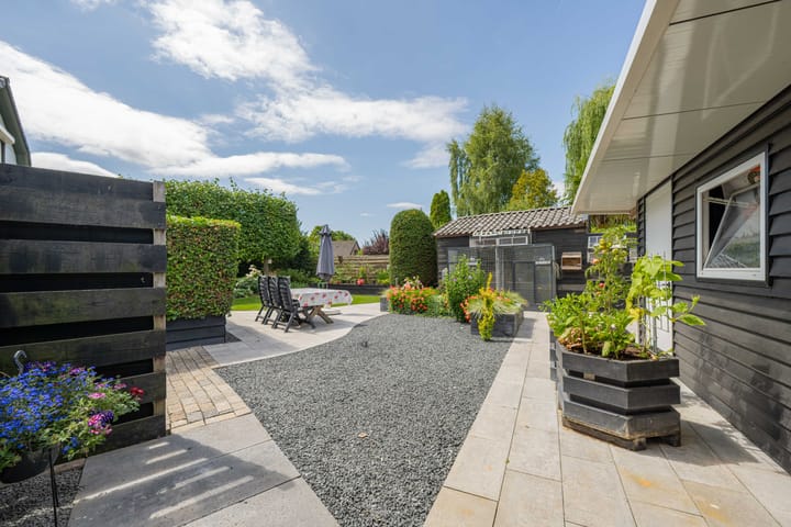 Foto 68 van Buitenweg 43