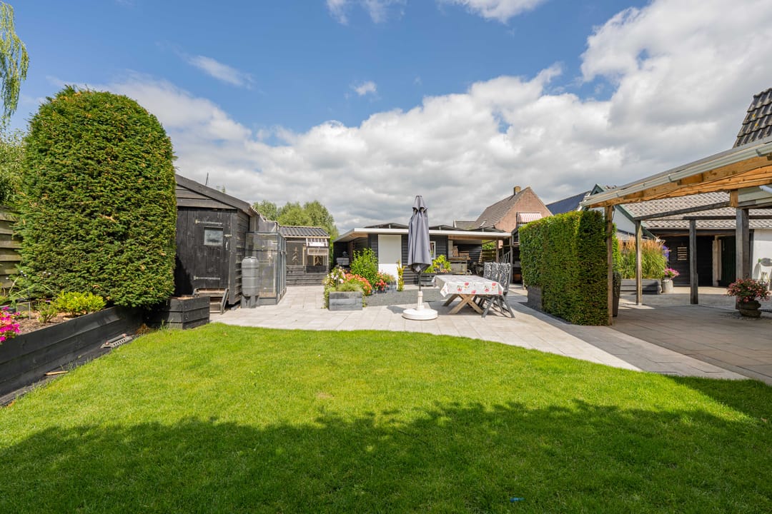 Photo 76 of Buitenweg 43