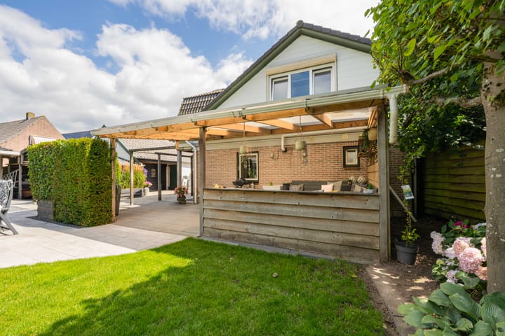 Foto 77 van Buitenweg 43