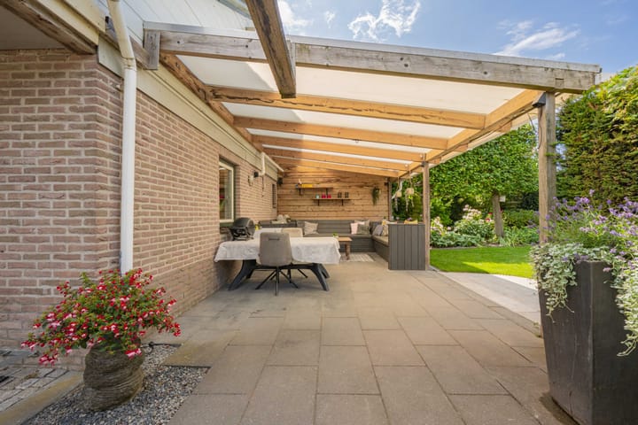 Foto 83 van Buitenweg 43