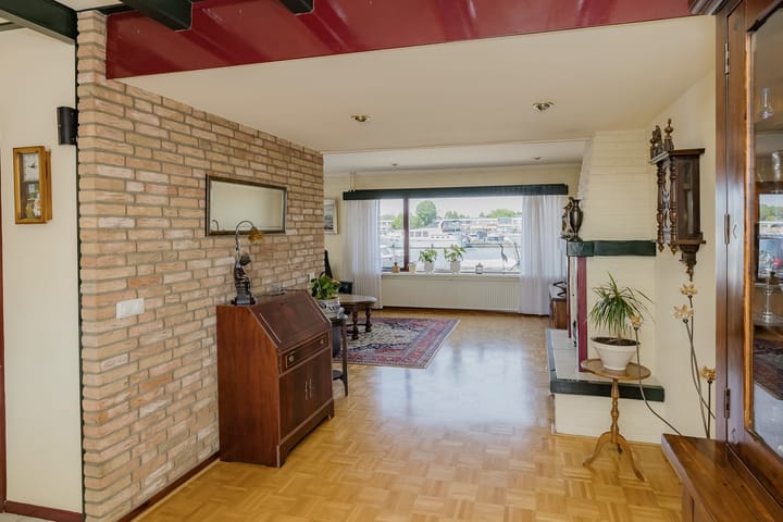 Foto 8 van Lisserdijk 381