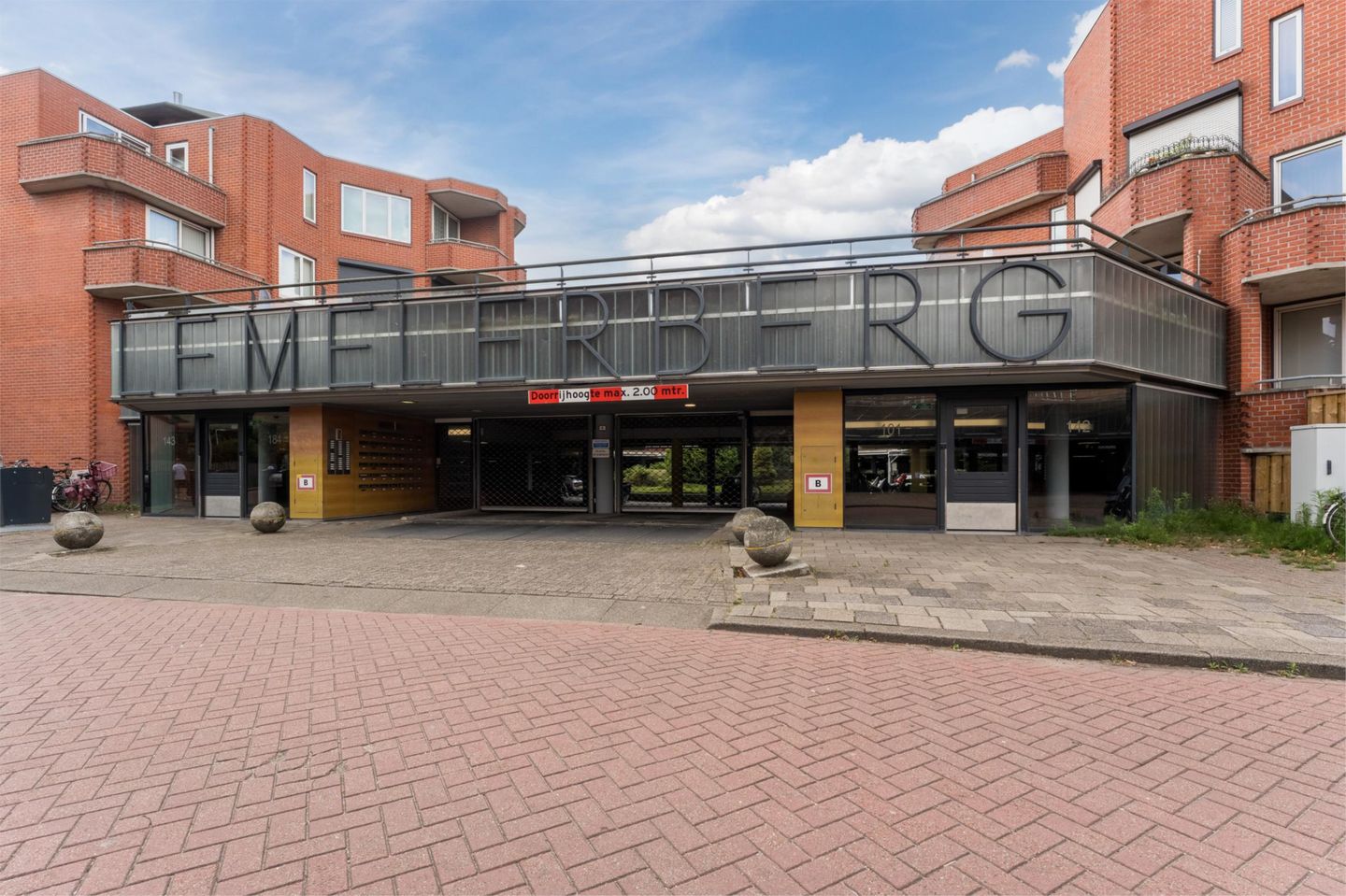 Foto 1 van Lemelerberg 111