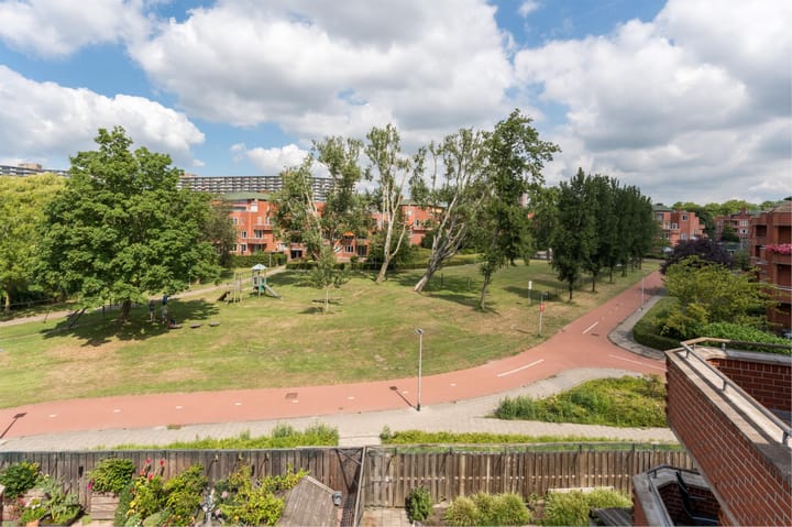 Foto 35 van Lemelerberg 111