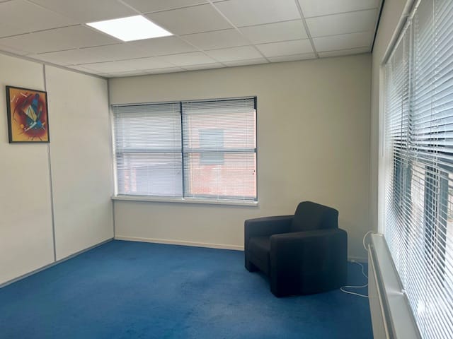 View photo 3 of Luzernestraat 20