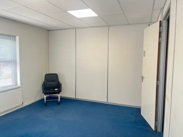 View photo 5 of Luzernestraat 20