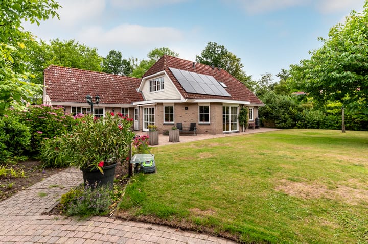 Foto 42 van Langevelderslag 12