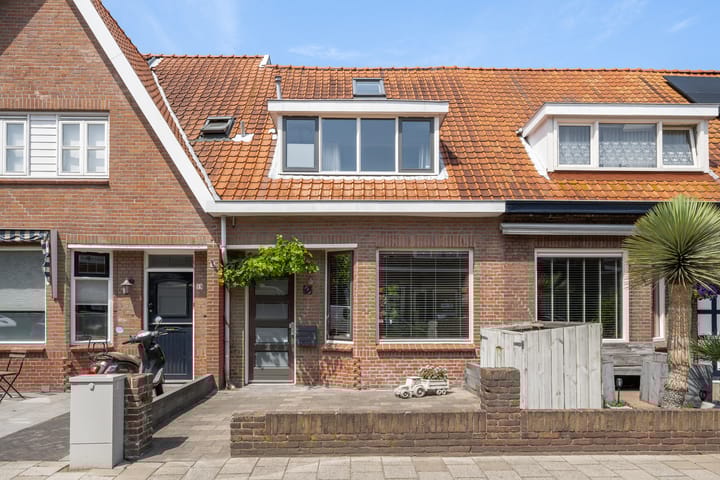 Foto 1 van Duiventorenstraat 21