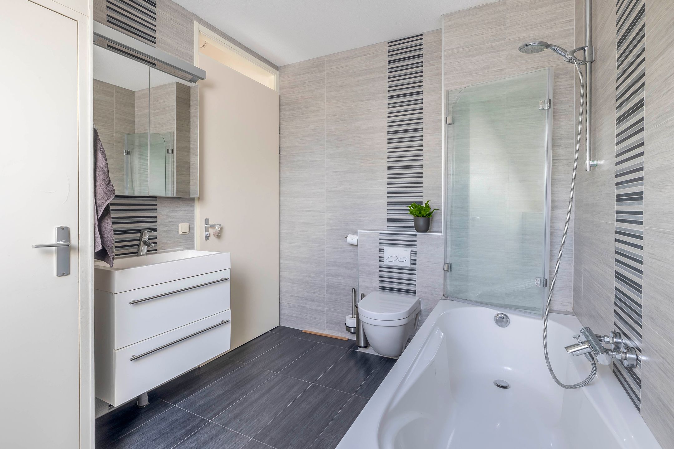 Foto 21 van Vuurdoornstraat 36