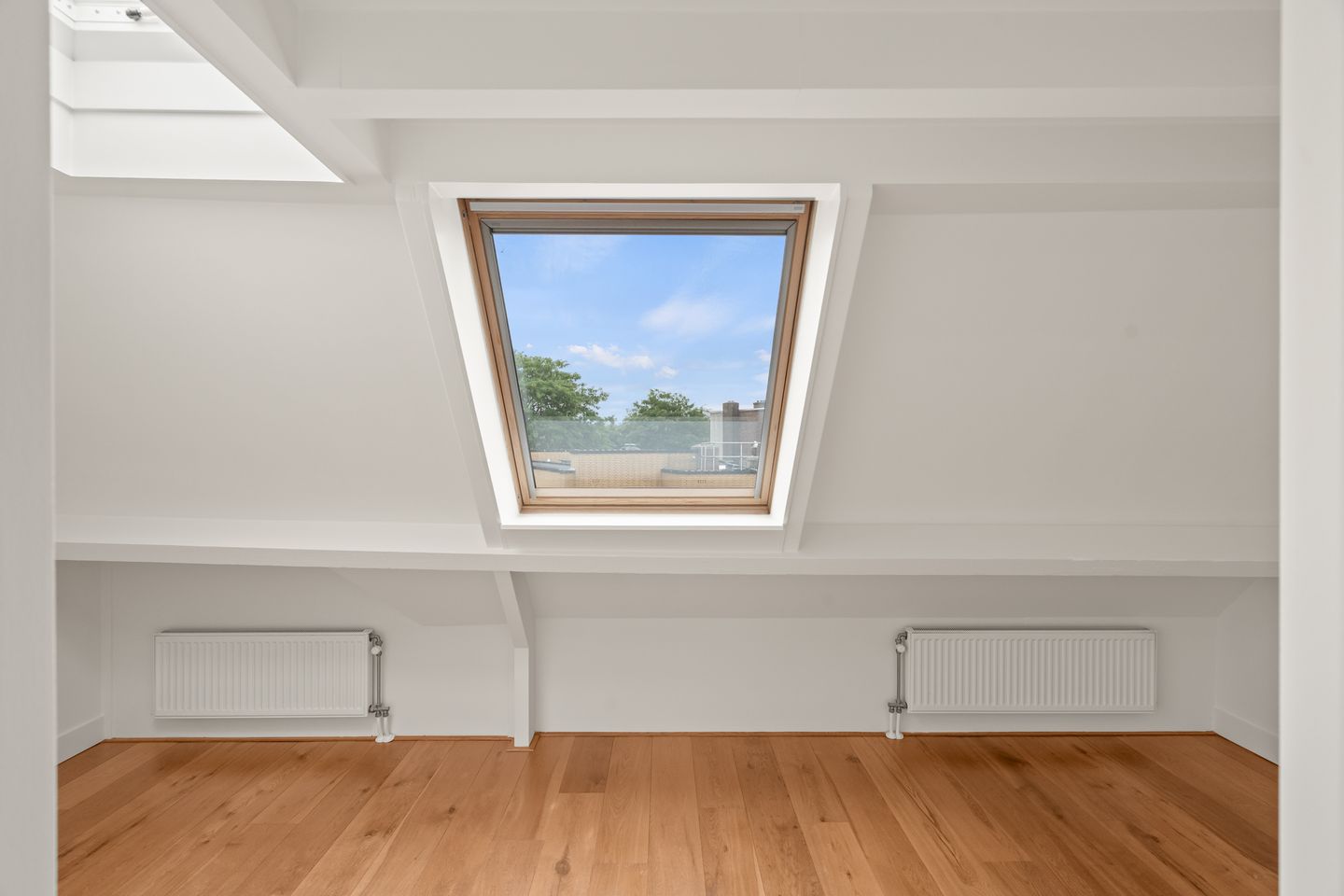 Foto 14 van Willem van Noortstraat 182-B