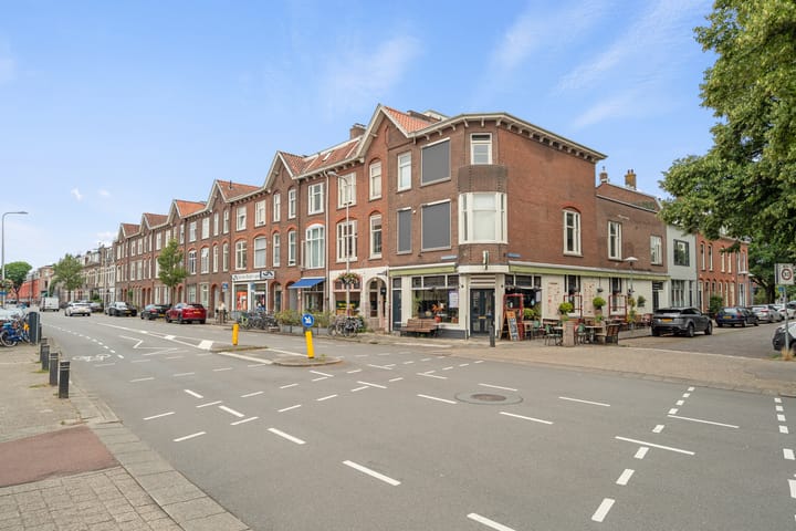 Photo 20 of Willem van Noortstraat 182-B