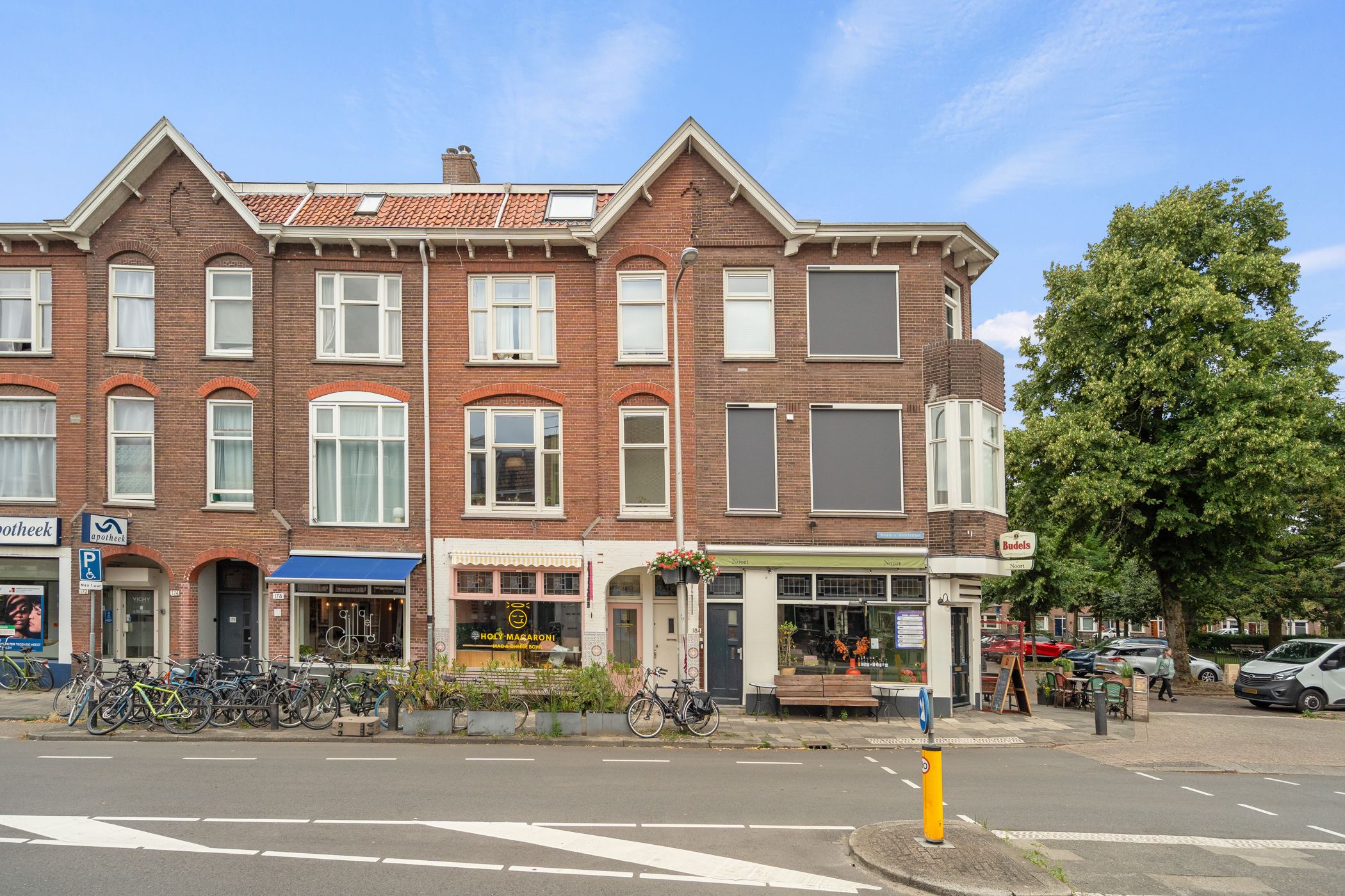 Foto 21 van Willem van Noortstraat 182-B