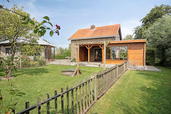 Photo 2 of Mijzijde 92