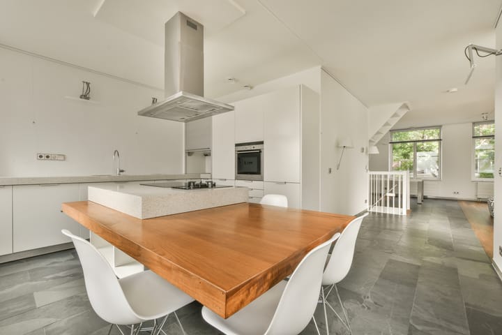 Foto 2 van Burgemeester De Monchyplein 10-0