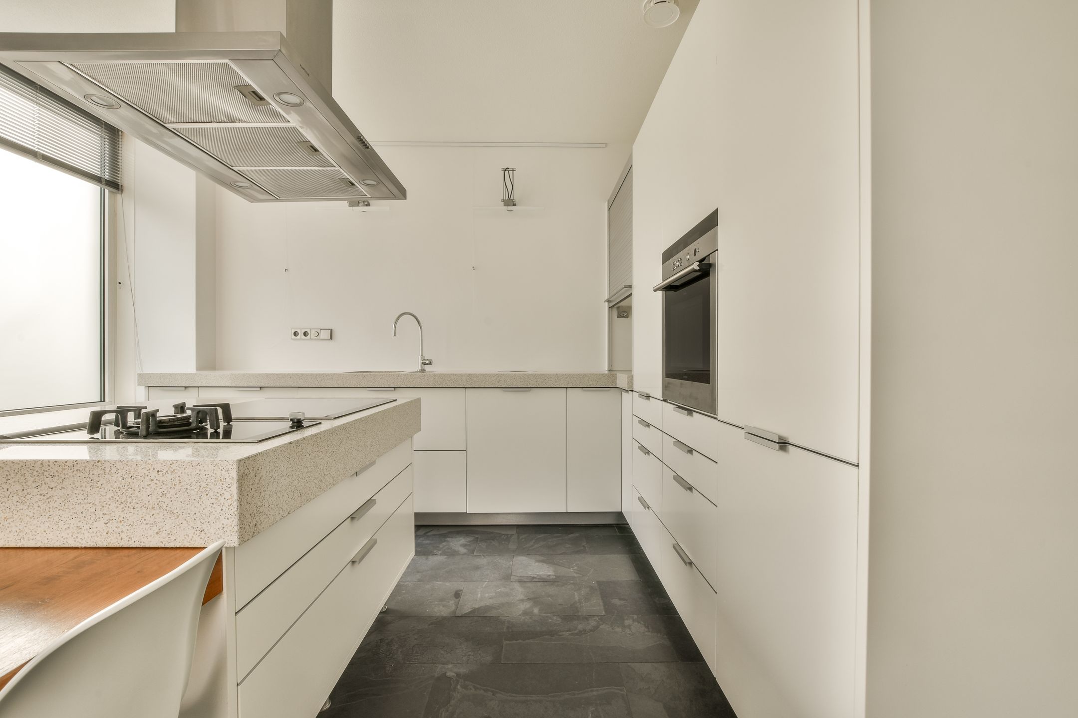 Foto 12 van Burgemeester De Monchyplein 10-0