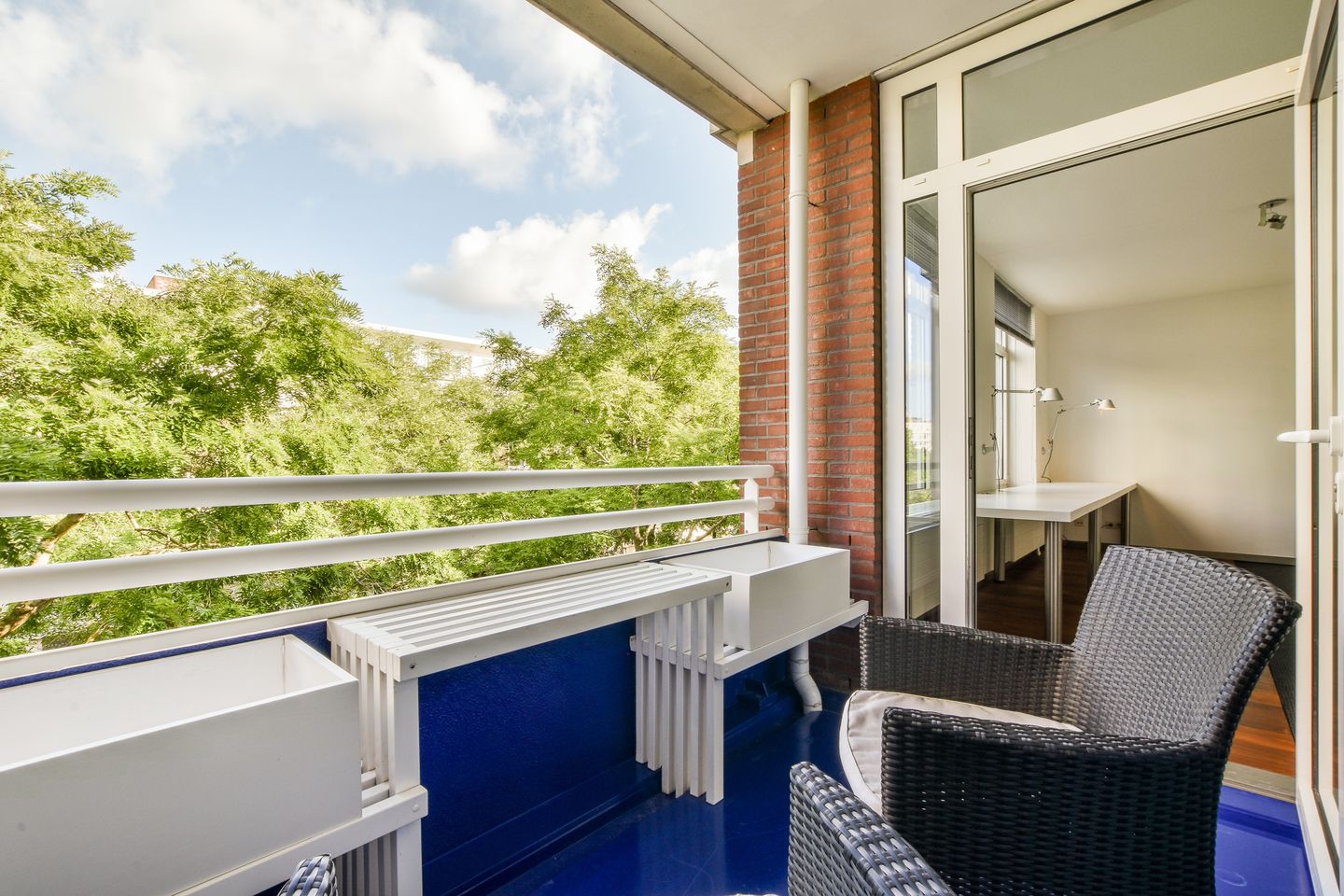 Foto 19 van Burgemeester De Monchyplein 10-0