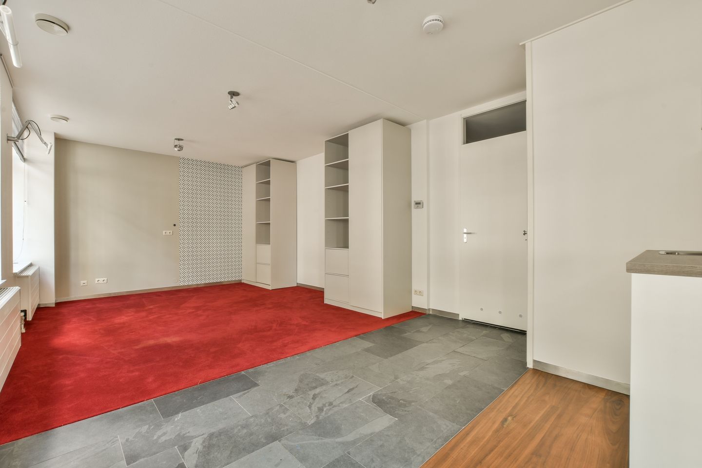 Foto 34 van Burgemeester De Monchyplein 10-0