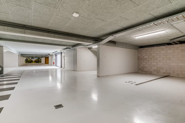 Photo 34 of Corry van Kleefstraat 31