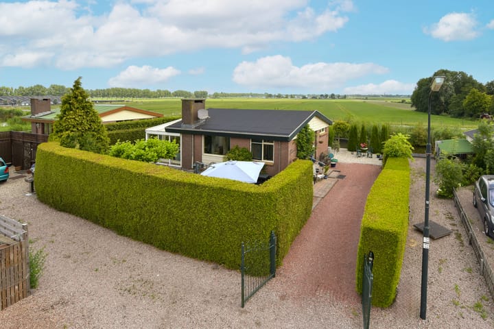 Foto 2 van Hoofdweg 98-R136