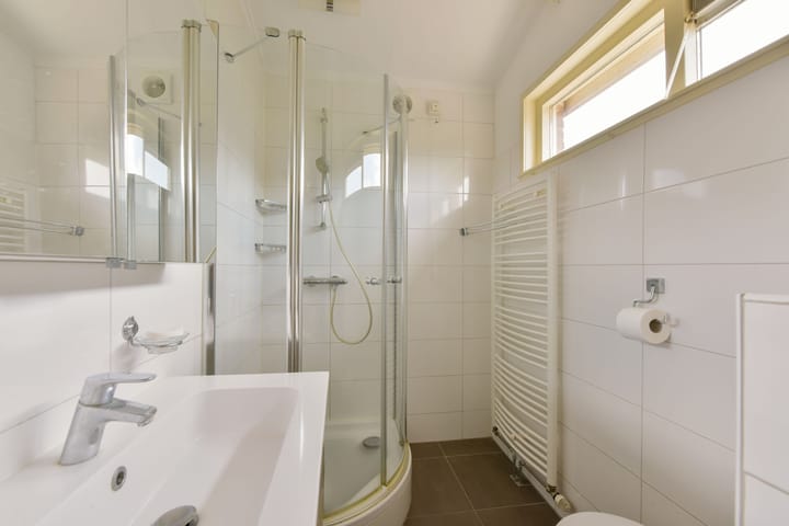 Photo 19 of Hoofdweg 98-R136