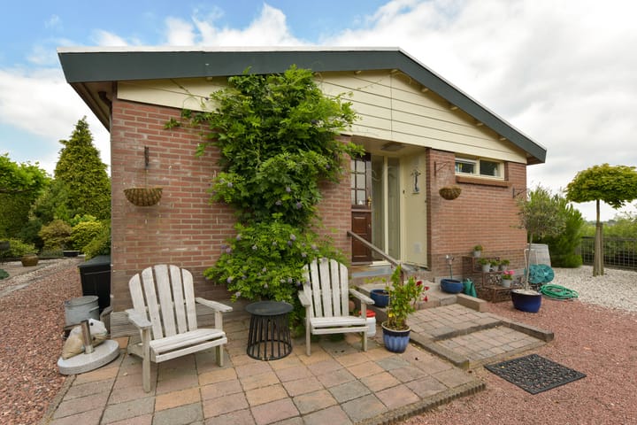 Photo 22 of Hoofdweg 98-R136