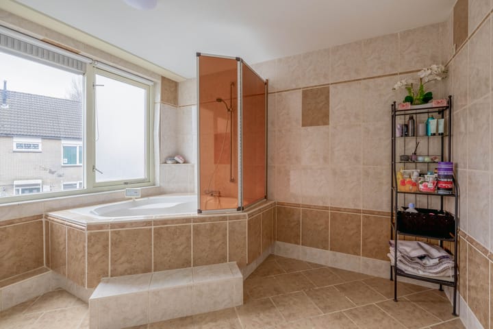 Foto 27 van Mahoniestraat 15