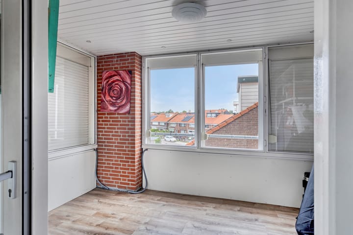 Photo 7 of Johan Wagenaarstraat 46