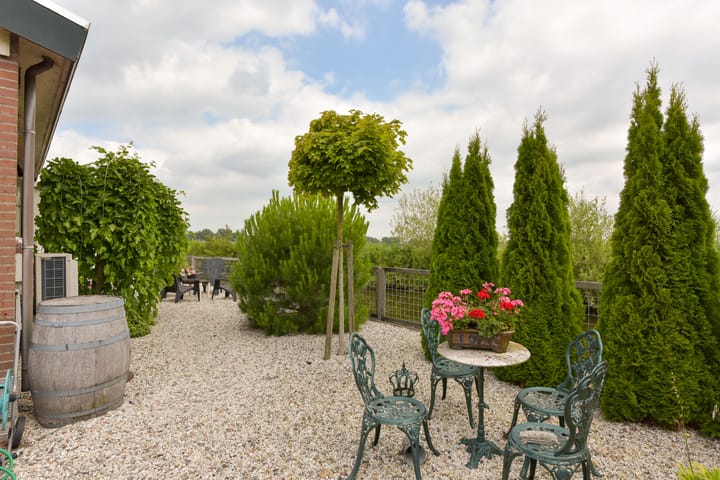 Photo 32 of Hoofdweg 98-R136