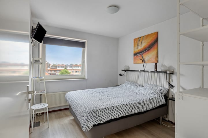 Photo 16 of Johan Wagenaarstraat 46