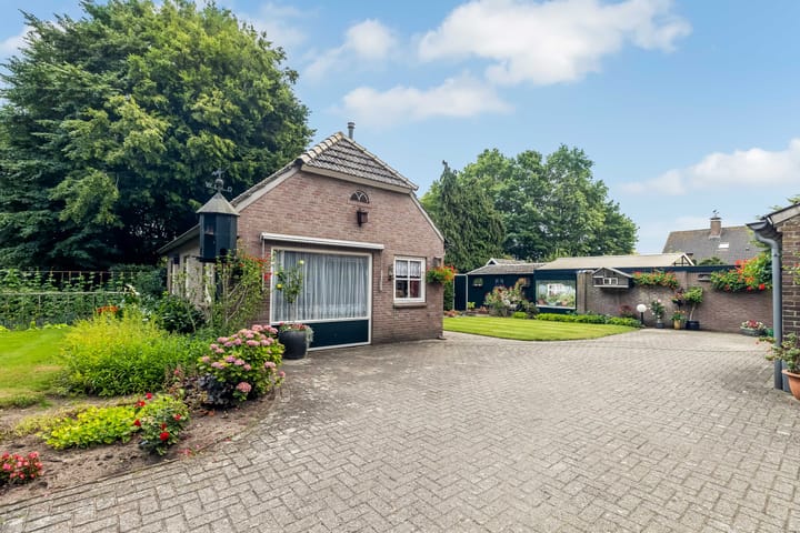 Photo 32 of Lodderdijk 13