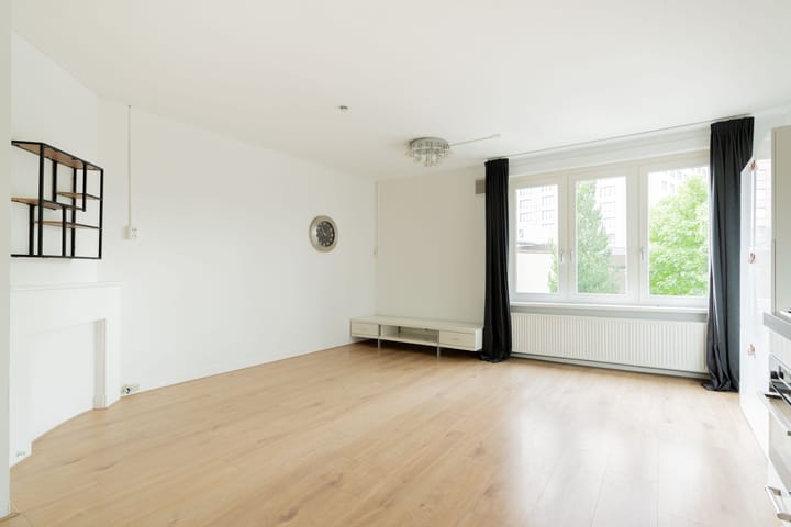 Foto 3 van Tweede Van der Helststraat 81-2