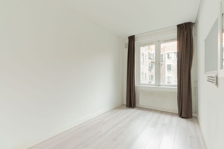 Foto 9 van Tweede Van der Helststraat 81-2