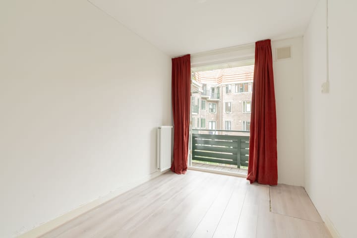 Foto 11 van Tweede Van der Helststraat 81-2