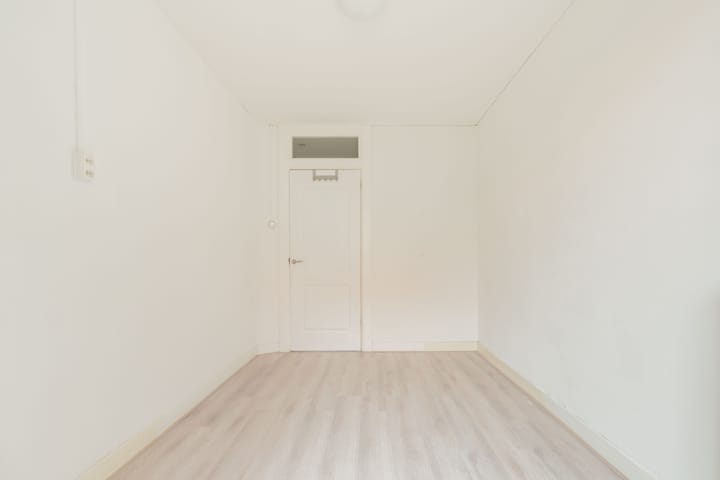 Foto 12 van Tweede Van der Helststraat 81-2