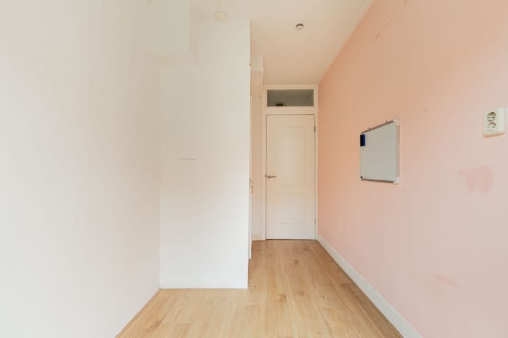 Foto 14 van Tweede Van der Helststraat 81-2