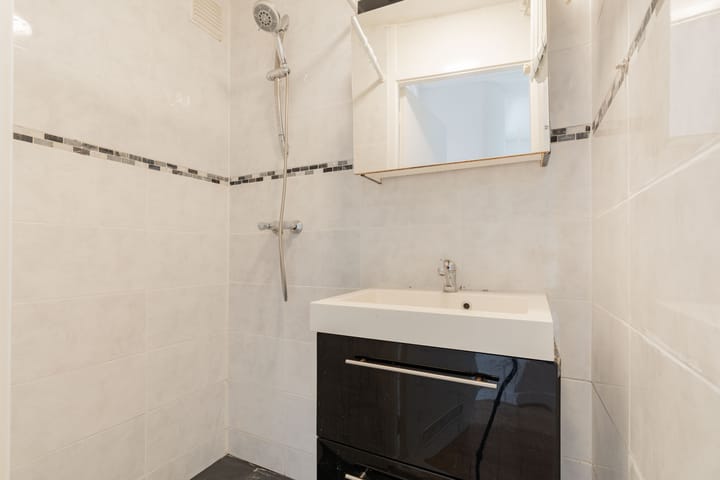 Foto 15 van Tweede Van der Helststraat 81-2