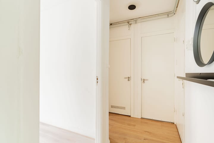 Foto 17 van Tweede Van der Helststraat 81-2