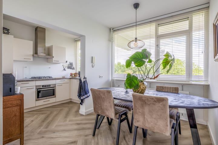 Foto 2 van Burgemeester A. van Walsumlaan 313