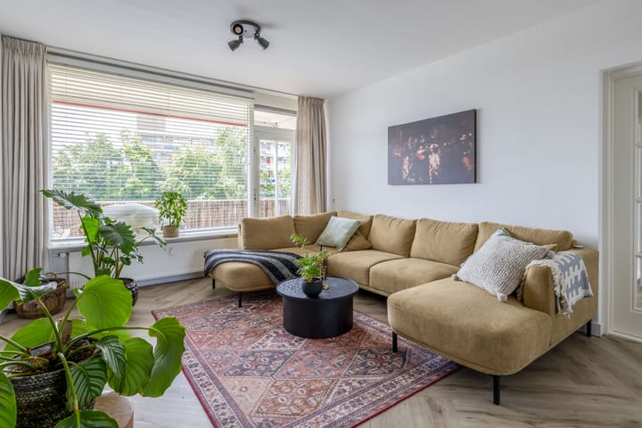 Foto 12 van Burgemeester A. van Walsumlaan 313