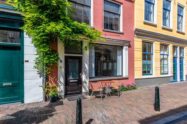 Foto 2 van Predikherenstraat 18