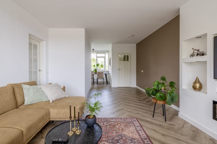 Foto 14 van Burgemeester A. van Walsumlaan 313