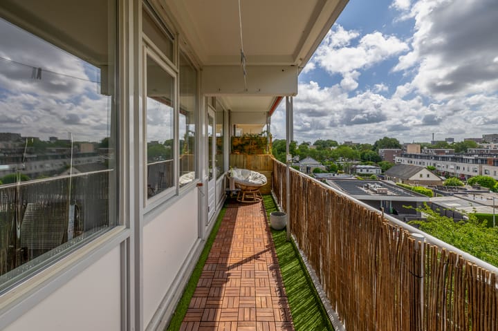 Foto 21 van Burgemeester A. van Walsumlaan 313