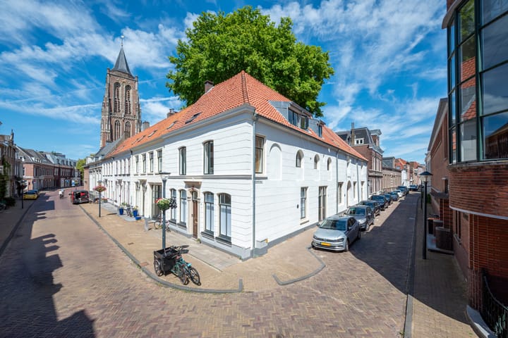 Foto 15 van Zusterstraat 30-B