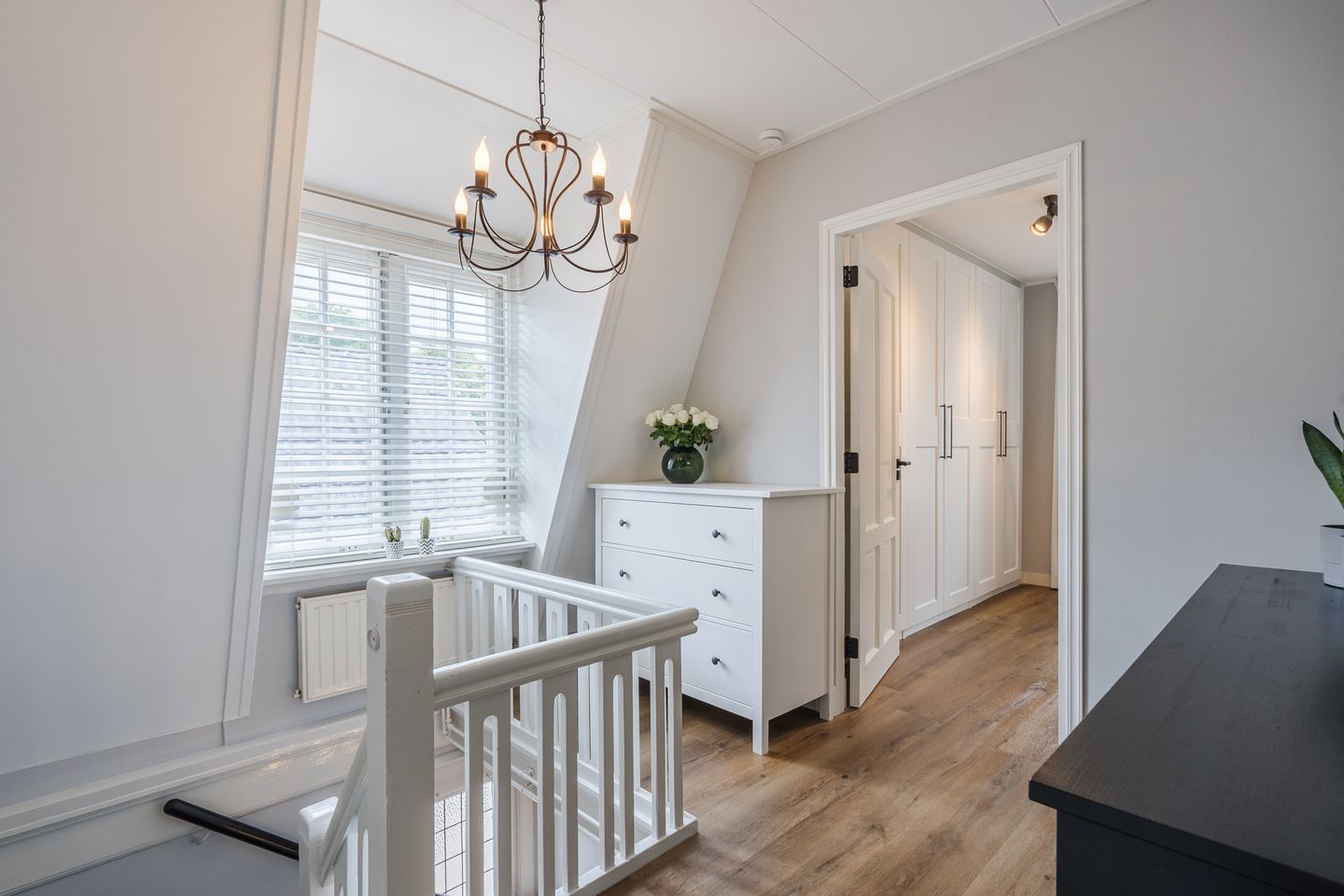 Foto 25 van Stationsweg 18