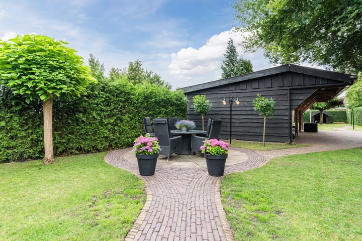 Foto 48 van Stationsweg 18